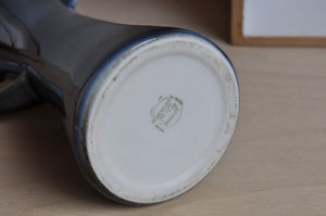 Blauer Porzellankrug
