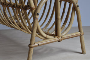 Zeitungsständer aus Rattan