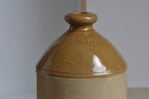 Beige Steingutbehälter S.R.D.