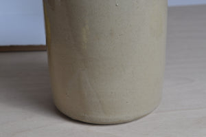 Beige Steingutbehälter S.R.D.
