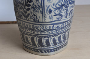 Steingutvase von Paul Yvain, blaue Muster