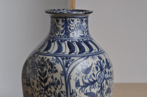 Steingutvase von Paul Yvain, blaue Muster