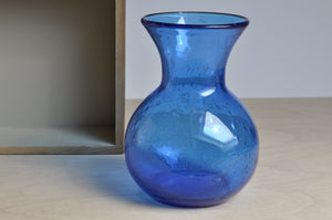 Blaue Vase aus Blasenglas